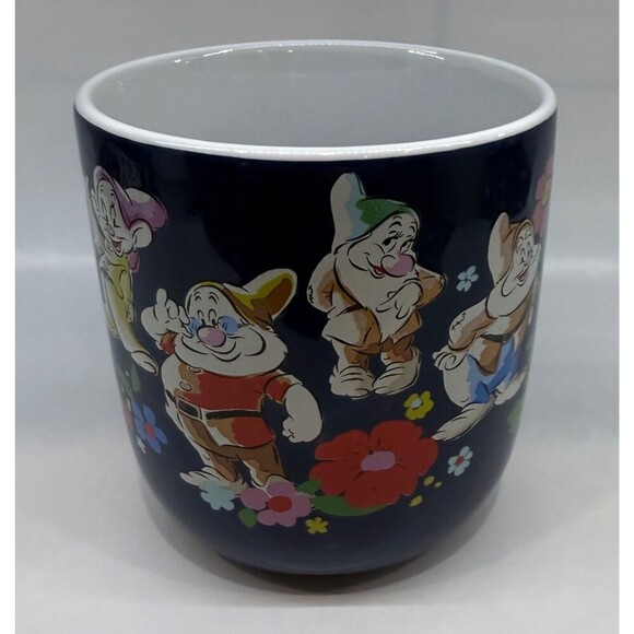Disney Snow White Floral Mug, New - Picture 4 of 5